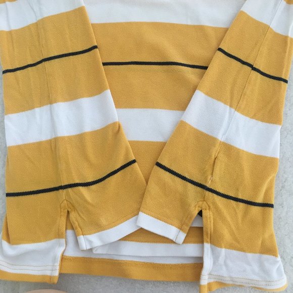 Stylish Tommy Hilfiger Men's Polo Shirt - Picture 3 of 7